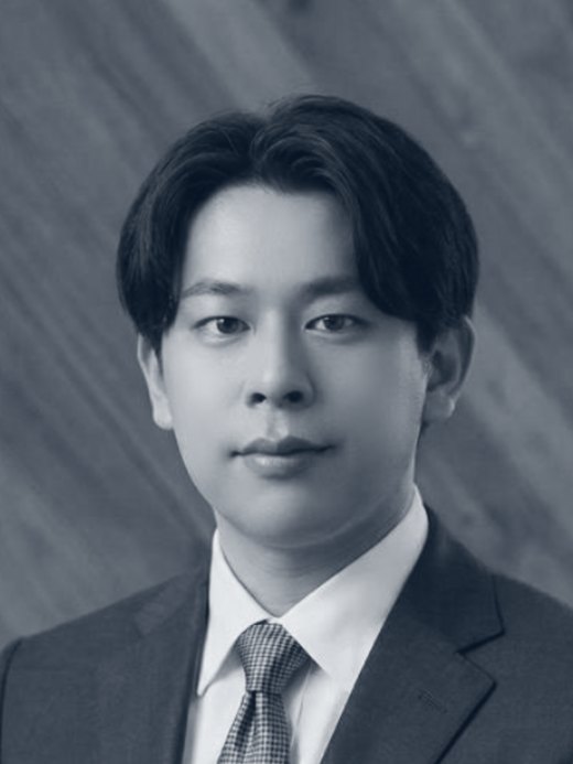 共同代表 藤田雄大